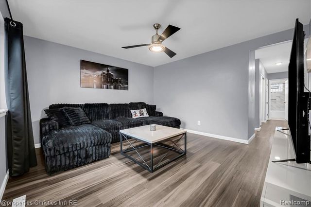 7236 Meadow Avenue, Warren, MI 48091