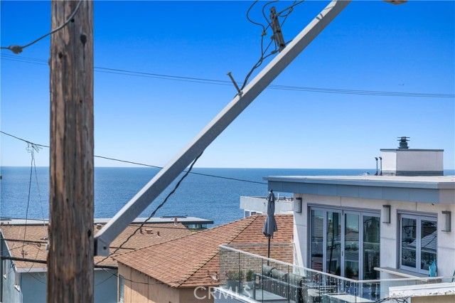 330 34th Place, Manhattan Beach, CA 90266