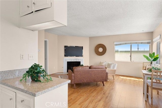 330 34th Place, Manhattan Beach, CA 90266