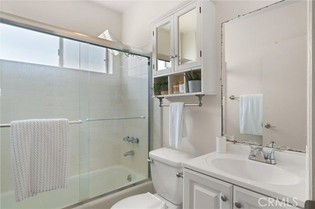 330 34th Place, Manhattan Beach, CA 90266