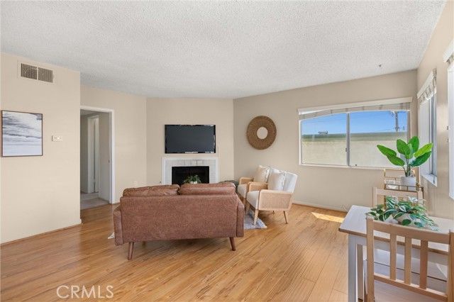 330 34th Place, Manhattan Beach, CA 90266