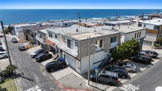 330 34th Place, Manhattan Beach, CA 90266