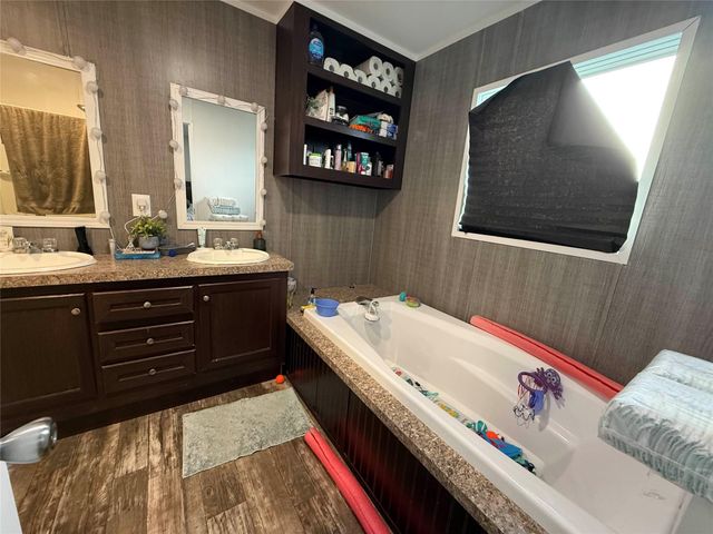 14014 Del Papa Street 311, Houston, TX 77047