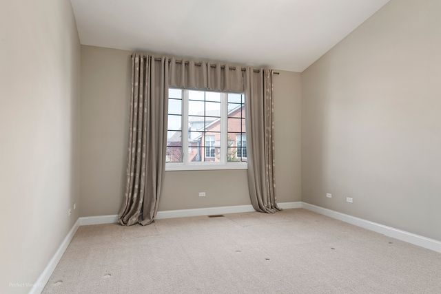 9234 Cloister Court, Frankfort, IL 60423