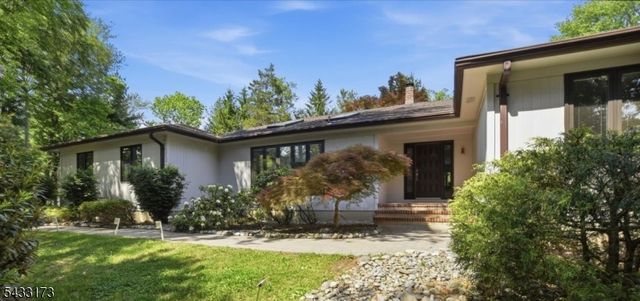 5 Sylvan Dr, Bridgewater Twp., NJ 08807