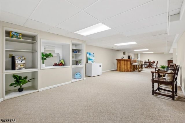 5 Sylvan Dr, Bridgewater Twp., NJ 08807