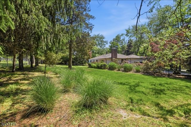 5 Sylvan Dr, Bridgewater Twp., NJ 08807
