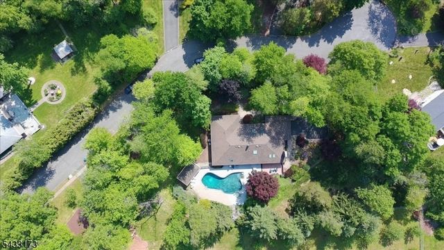 5 Sylvan Dr, Bridgewater Twp., NJ 08807