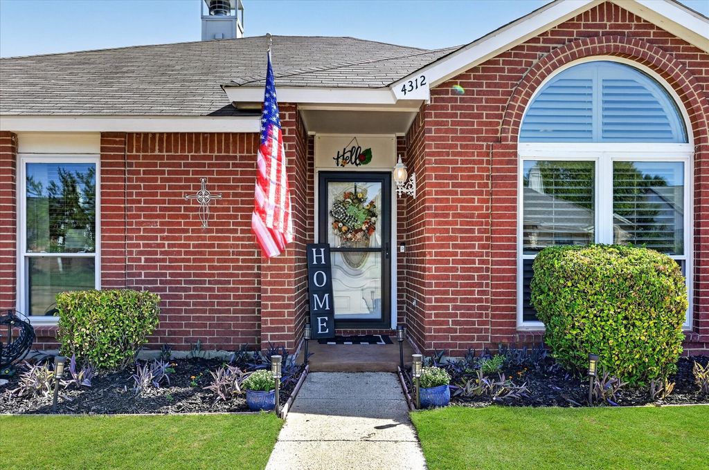 4312 Hillshire Court, Flower Mound, TX 75028 — photo 4