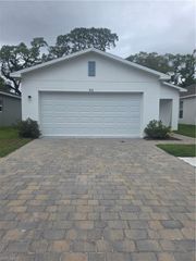 878 Friendship CIR, Labelle, FL 33935