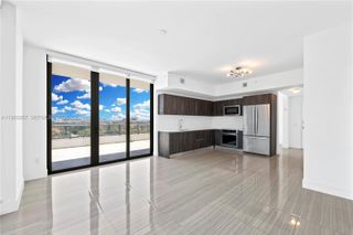 2960 NE 207th St 817, Aventura, FL 33180