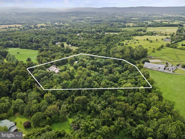 16720 SOMMERTIME LANE, Hamilton, VA 20158