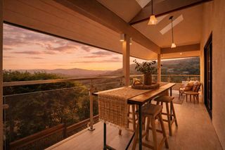 145 Central Avenue, Los Gatos, CA 95030