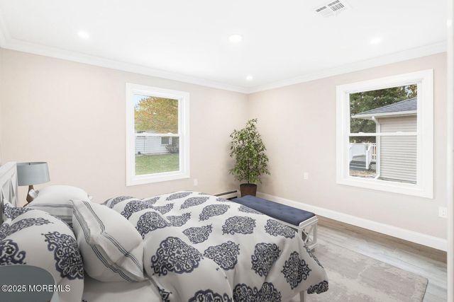 3 Bonaire Drive, Toms River, NJ 08757