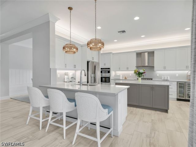12056 Oleander AVE, Naples, FL 34120