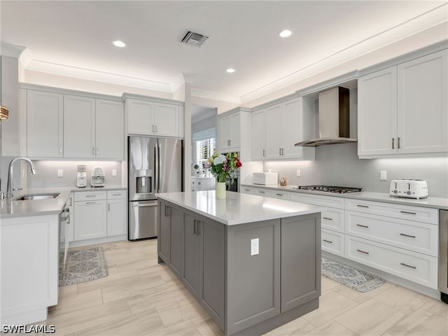 12056 Oleander AVE, Naples, FL 34120