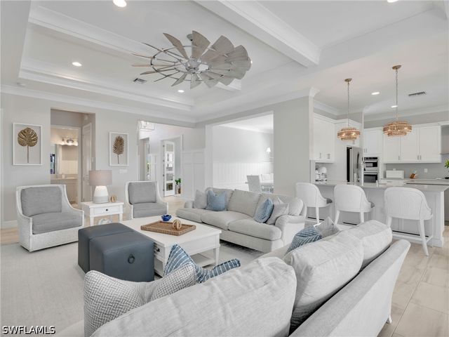 12056 Oleander AVE, Naples, FL 34120