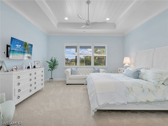 12056 Oleander AVE, Naples, FL 34120