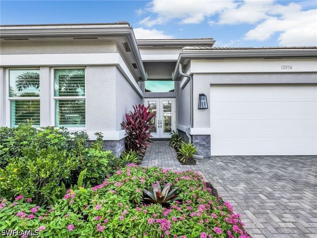 12056 Oleander AVE, Naples, FL 34120