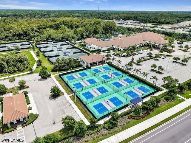 12056 Oleander AVE, Naples, FL 34120