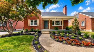 216 Marshall Dr, Louisville, KY 40207