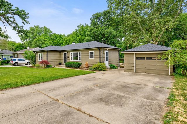 688 64th Street, Des Moines, IA 50312