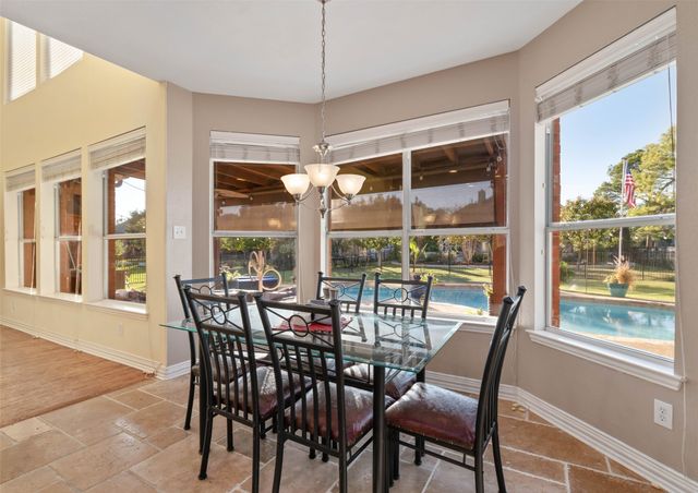 1100 Durango Circle, Shady Shores, TX 76208