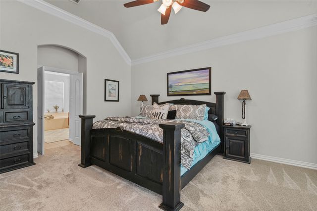 1100 Durango Circle, Shady Shores, TX 76208