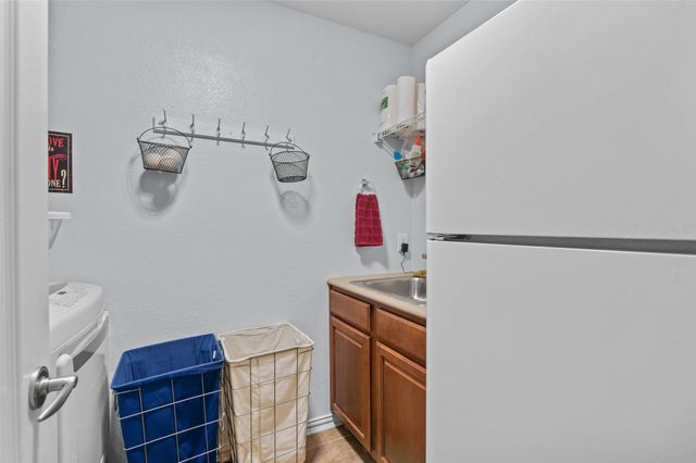 1100 Durango Circle, Shady Shores, TX 76208
