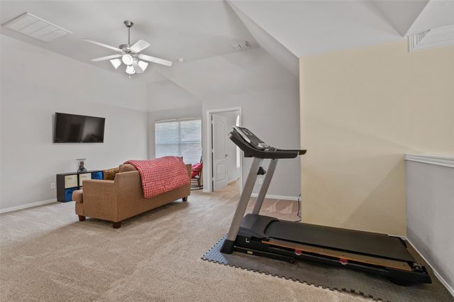 1100 Durango Circle, Shady Shores, TX 76208