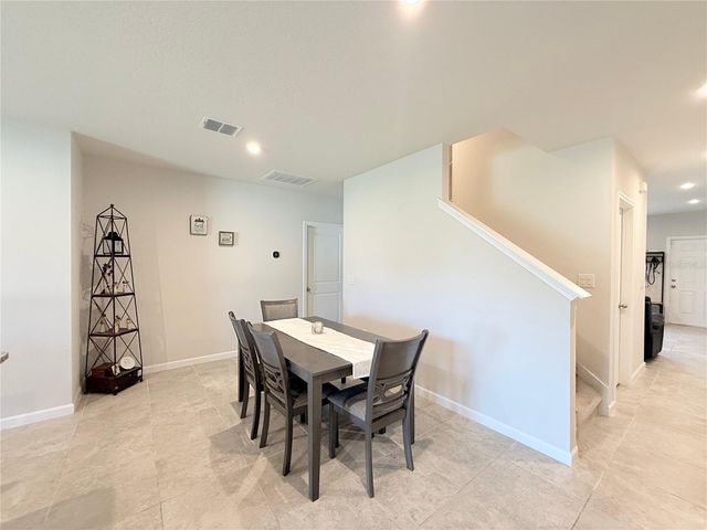 1204 PORT BLUE WAY, Lady Lake, FL 32159