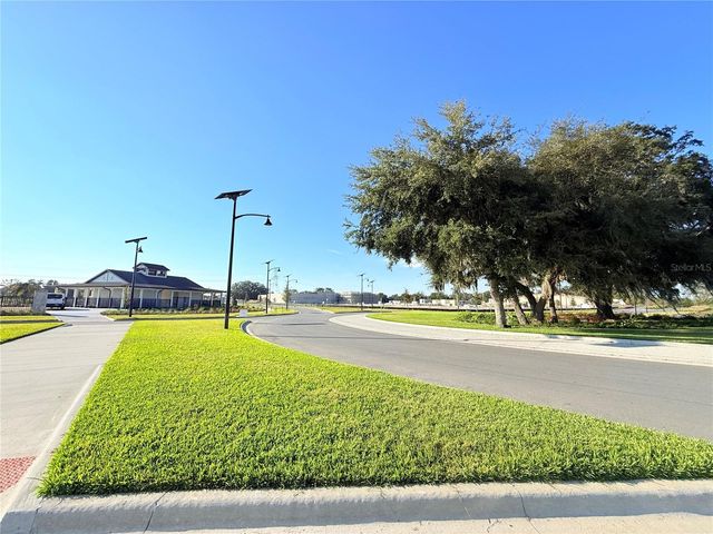 1204 PORT BLUE WAY, Lady Lake, FL 32159