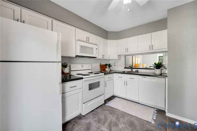14723 Beacon Hill Ct, Midlothian, VA 23112