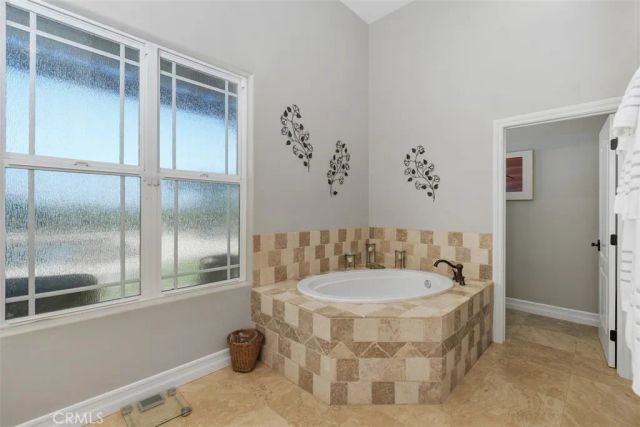 37395 Eden Garden Court, Temecula, CA 92592