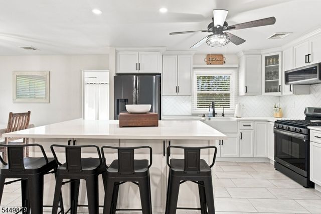 5 Anna Marie Ct, Fairfield Twp., NJ 07004