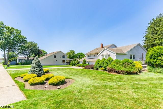 5 Anna Marie Ct, Fairfield Twp., NJ 07004