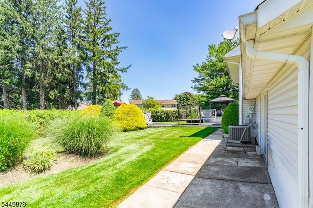 5 Anna Marie Ct, Fairfield Twp., NJ 07004