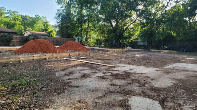 7961 Perth Ave, Pensacola, FL 32534