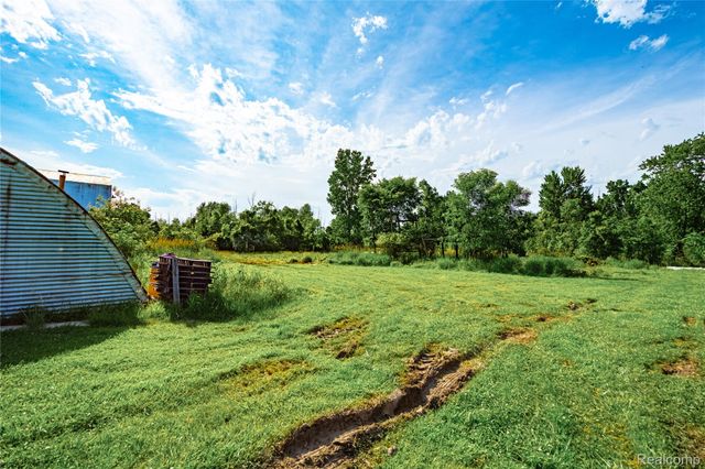 8384 Imlay City Road, Kenockee Township, MI 48006