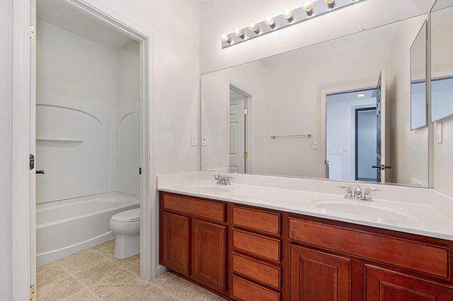 5222 Loki Ln, Stockton, CA 95219