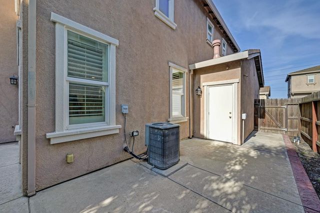5222 Loki Ln, Stockton, CA 95219