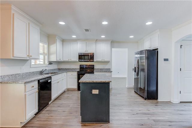731 Peachtree Road, Jefferson, GA 30549