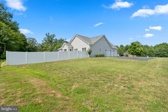 6879 S ZELKOVA CT, La Plata, MD 20646