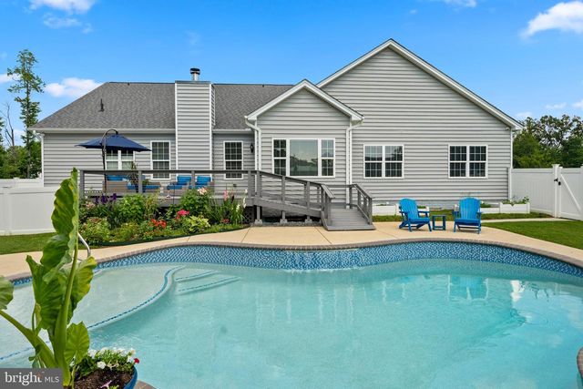 6879 S ZELKOVA CT, La Plata, MD 20646