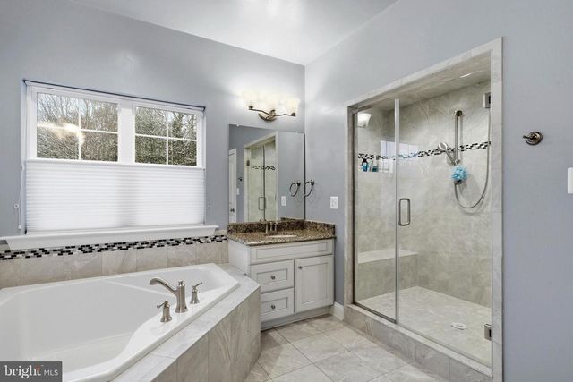 6879 S ZELKOVA CT, La Plata, MD 20646