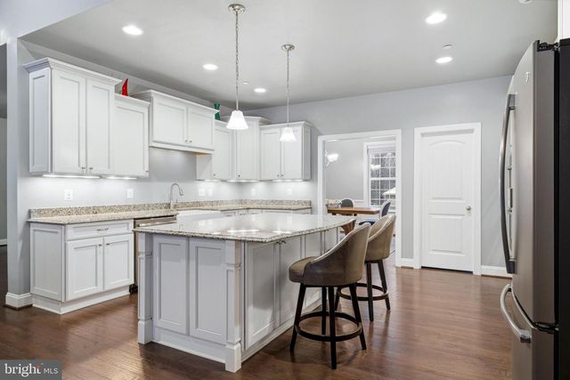 6879 S ZELKOVA CT, La Plata, MD 20646