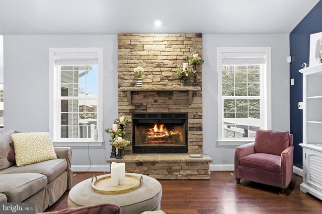 6879 S ZELKOVA CT, La Plata, MD 20646