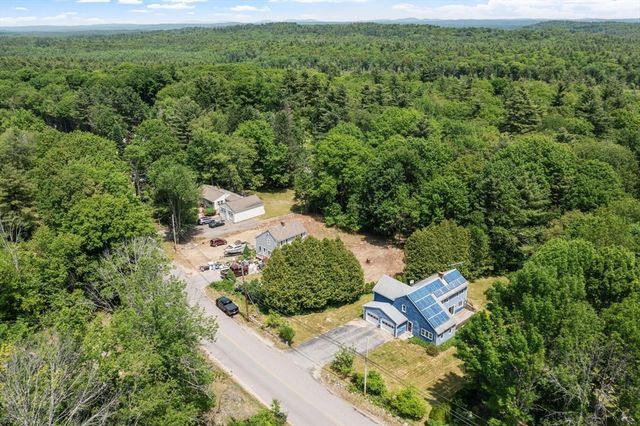 90 Royalston Rd, Phillipston, MA 01331
