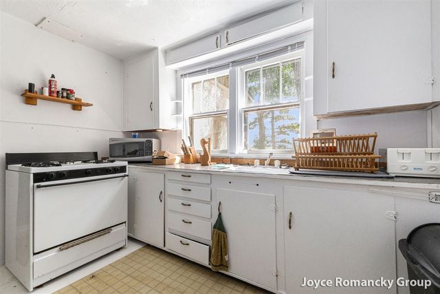 5752 E 52nd Street, Newaygo, MI 49337