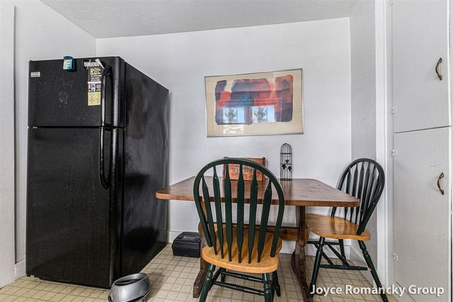 5752 E 52nd Street, Newaygo, MI 49337